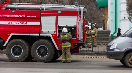 Астанада тұрғын үй кешенінен өрт шығып, үш адам жанып кете жаздады (ВИДЕО)