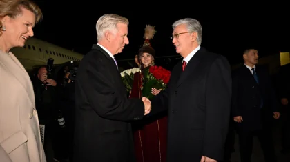Тоқаев Бельгия королі мен патшайымын әуежайдан күтіп алды (ВИДЕО)