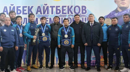 Грек-рим күресінен әлем чемпионы Айбек Айтбеков пен Юсуф Ашрапов елге оралды