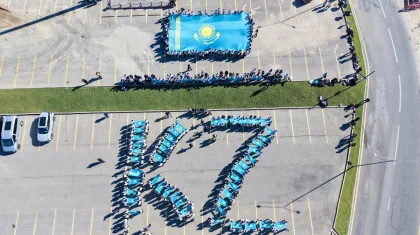 «Әділет» партиясы «Менің Елім - Менің Туым» акциясын бастады: Қазақстан аумағында 5 мыңға жуық ту ілінеді