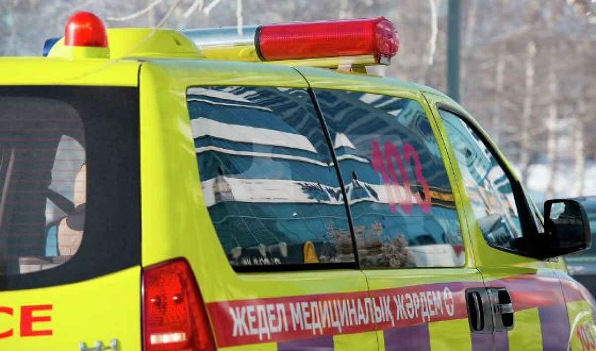 Шымкентте көпқабатты үйлердің бірінен үш адамның мәйіті табылды