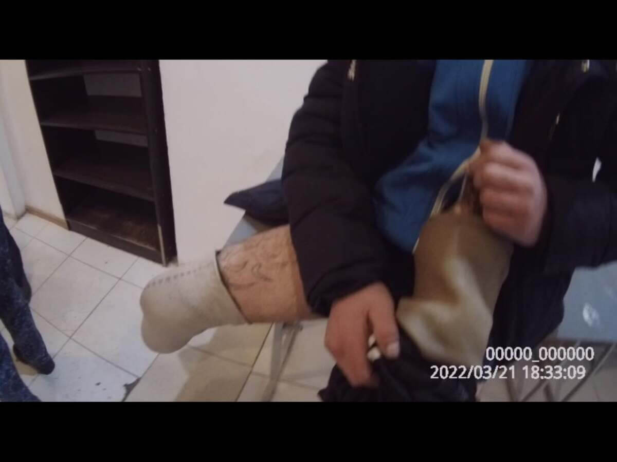Нұр-Сұлтан колониясында сотталған азамат телефондарды протез аяққа салып өтпек болды