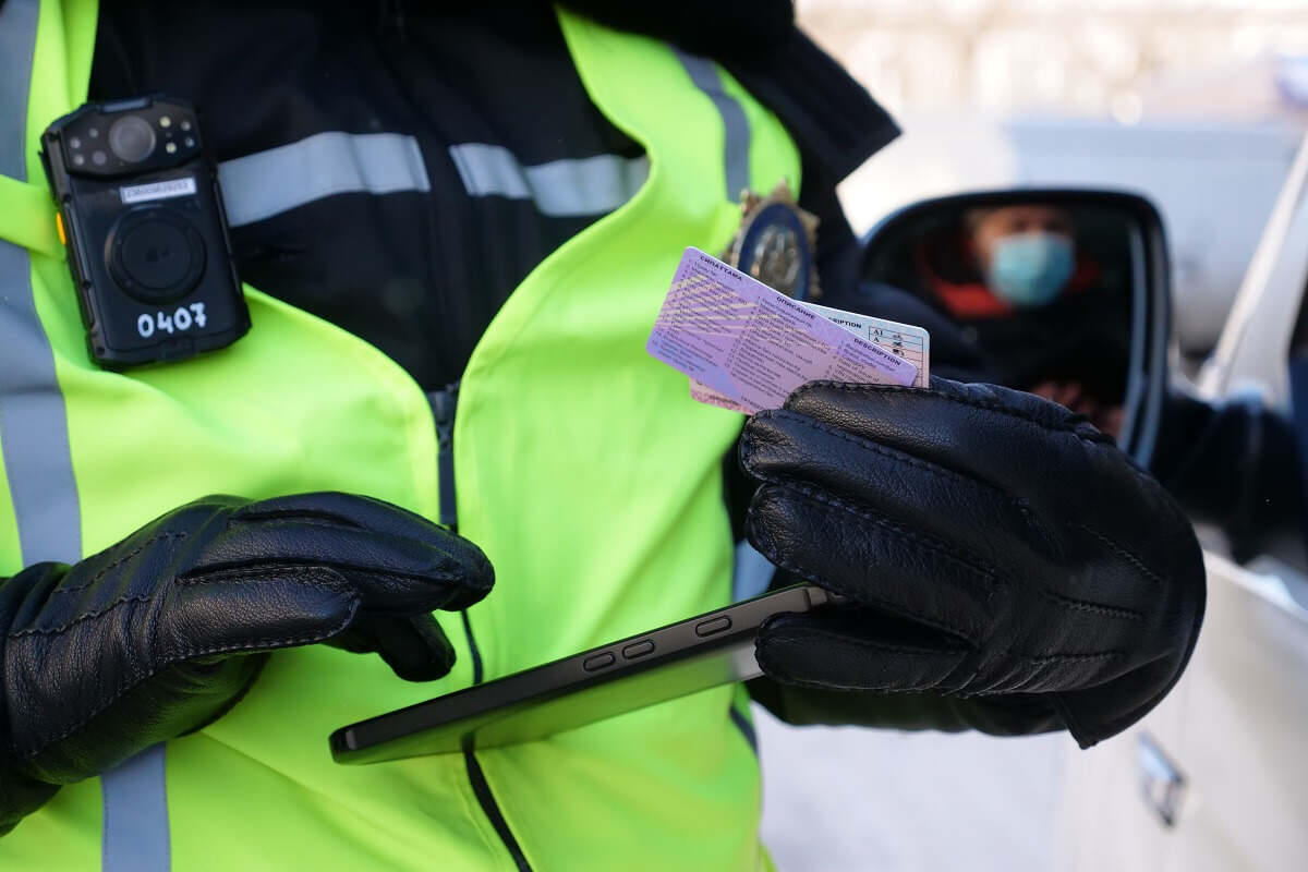 Жамбыл облысында жалған тіркеу куәлігі бар автокөліктер анықталды