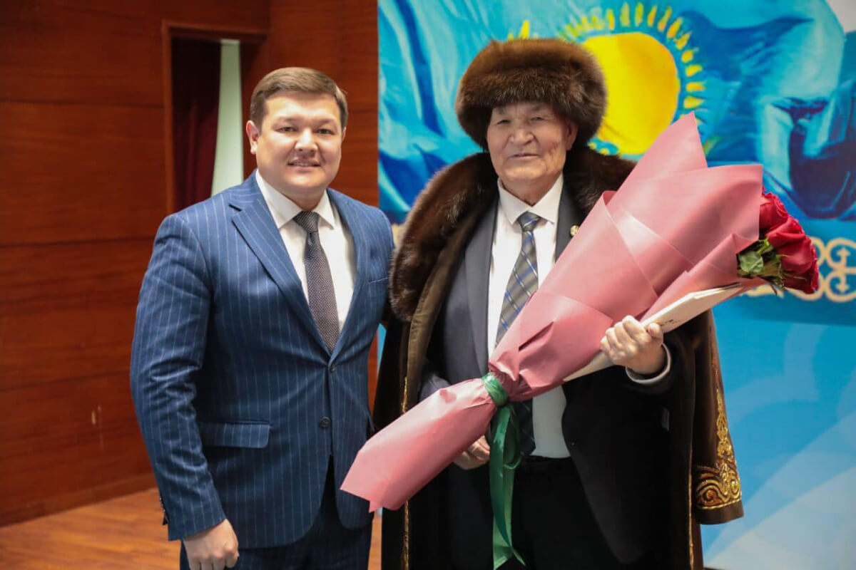 Асхат Оралов: Жандарбек Мәлібекұлы халқымыздың салт-дәстүрін, тарихын Елтаңбамызда айшықтай білді