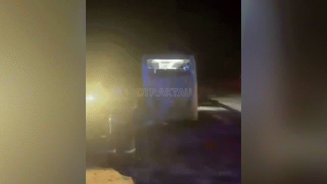 Маңғыстау облысында 50 адам мінген автобус апатқа ұшырады: қаза тапқандар бар