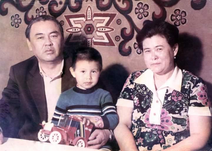 Олар ххх ажырасып кетті