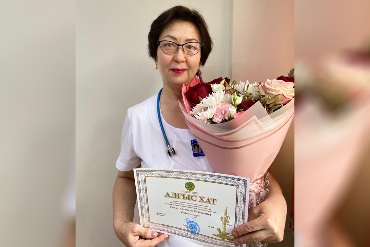 Трусикидегі ит стиліндегі есектердің порнофотосуреттері